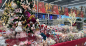 Что купить в Светофоре к Новому году 2026: обзор гирлянд, игрушек, подарков и продуктов