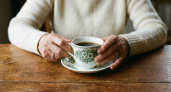 Чай или кофе: вот, что оказалось полезнее для костей после 65 лет