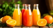 И свежевыжатый, и из пакета: стало известно, какой сок действительно полезен в любом виде
