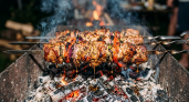 7 правил настоящего шашлычника: ни одного сухого кусочка — мясо тает во рту даже без маринада