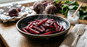Не варю, а пеку свеклу — вкуснее не ела: метод трёх "не", и винегрета не хочется — получается сочная, гранатовая, не раскисает