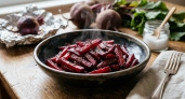 Не варю, а пеку свеклу — вкуснее не ела: метод трёх "не", и винегрета не хочется — получается сочная, гранатовая, не раскисает