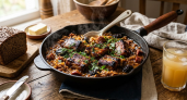 Не просто тушёная капуста, а бигос: готовится очень просто, а вкус запоминается — съедят все, даже капризные едоки
