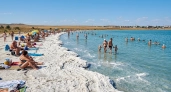 Соль, грязь и арбузы: незаслуженно забытый город-курорт России, где можно плавать, загорать и оздоравливаться