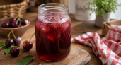 Закатываю по 50 банок — и всё равно мало: вишневая «Кока-кола» на зиму, вкуснейший лимонад с кислинкой по-домашнему 