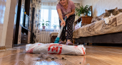 Натягиваю на швабру пакет из «Магнита» — и скачу от счастья: дом будто отдраила бригада дорогого клининга