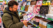 Подносы из Fix Price на кухне не прижились, зато в остальных комнатах — как родные: 4 классные идеи для дома