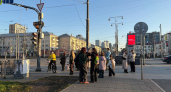 Перестаньте говорить «привет» и «пока»: эта привычка незаметно отталкивает людей — вот чем заменить