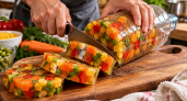 Пихаю овощи в пластиковую бутылку — утром режу «овощную мозаику» как колбасу: на срезе — обалденный пёстрый витраж
