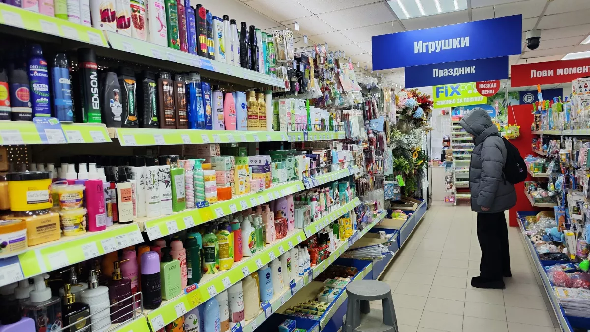 Заглянула в "Фикс Прайс" и набрала целую кучу подарков к 8 Марта — и коллеге, и подружке. 7 идей для бюджетного сюрприза