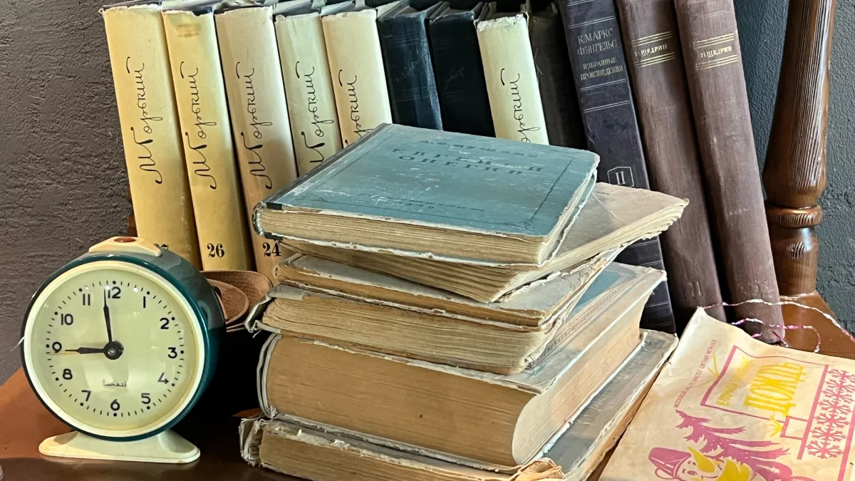 Популярное краеведческое пособие «Иркутсковедение» выпустят в свободную продажу