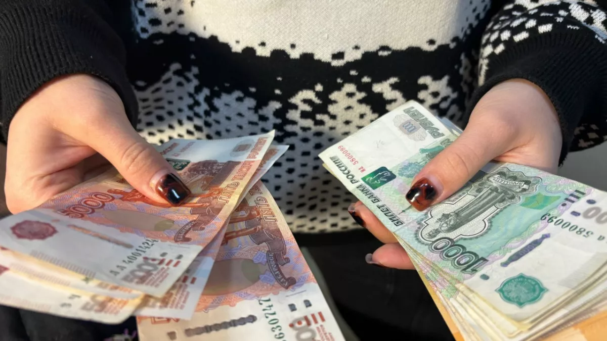 В Иркутской области жители за год потратили около 300 тысяч рублей