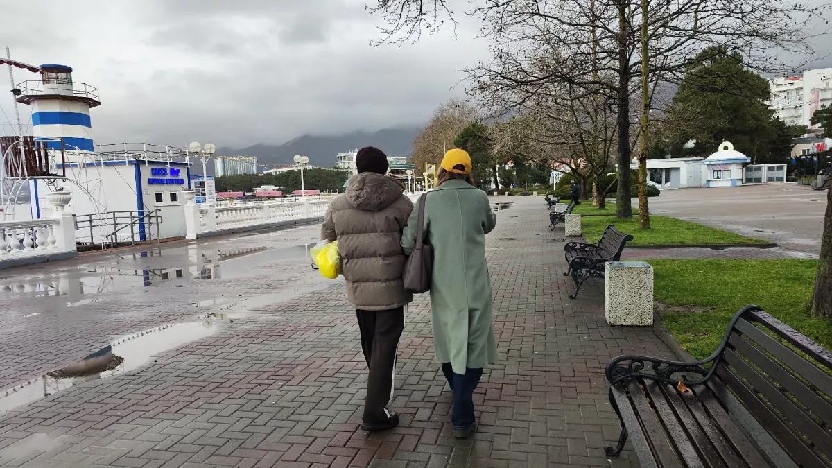 Почему успешные мужчины не уходят от своих жен: ответ Виктора Пелевина