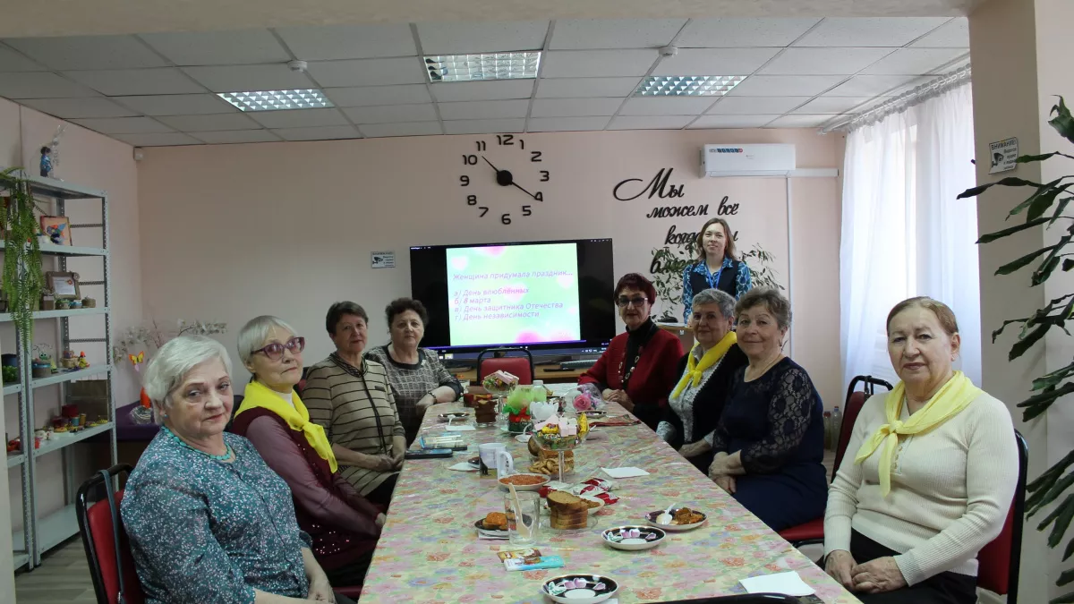 В Усолье-Сибирском прошел сбор членов клуба “Серебряные волонтеры”