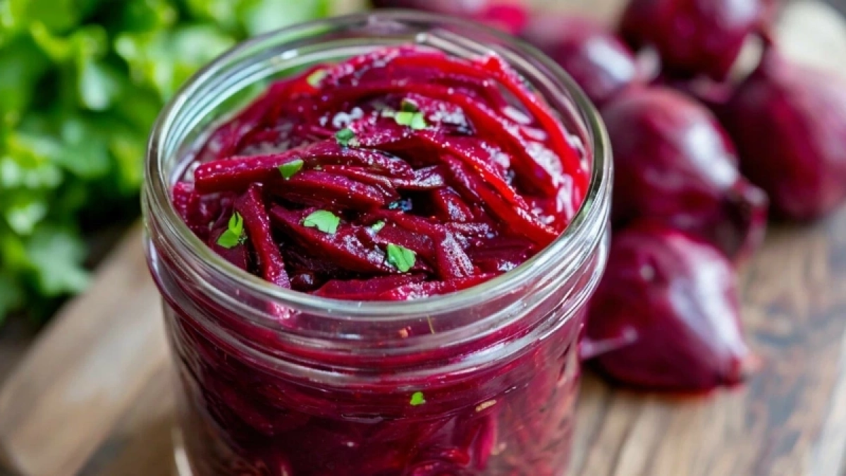 Будете 100 раз готовить, и все мало – свёкла по-осетински исчезает с тарелки за считанные секунды