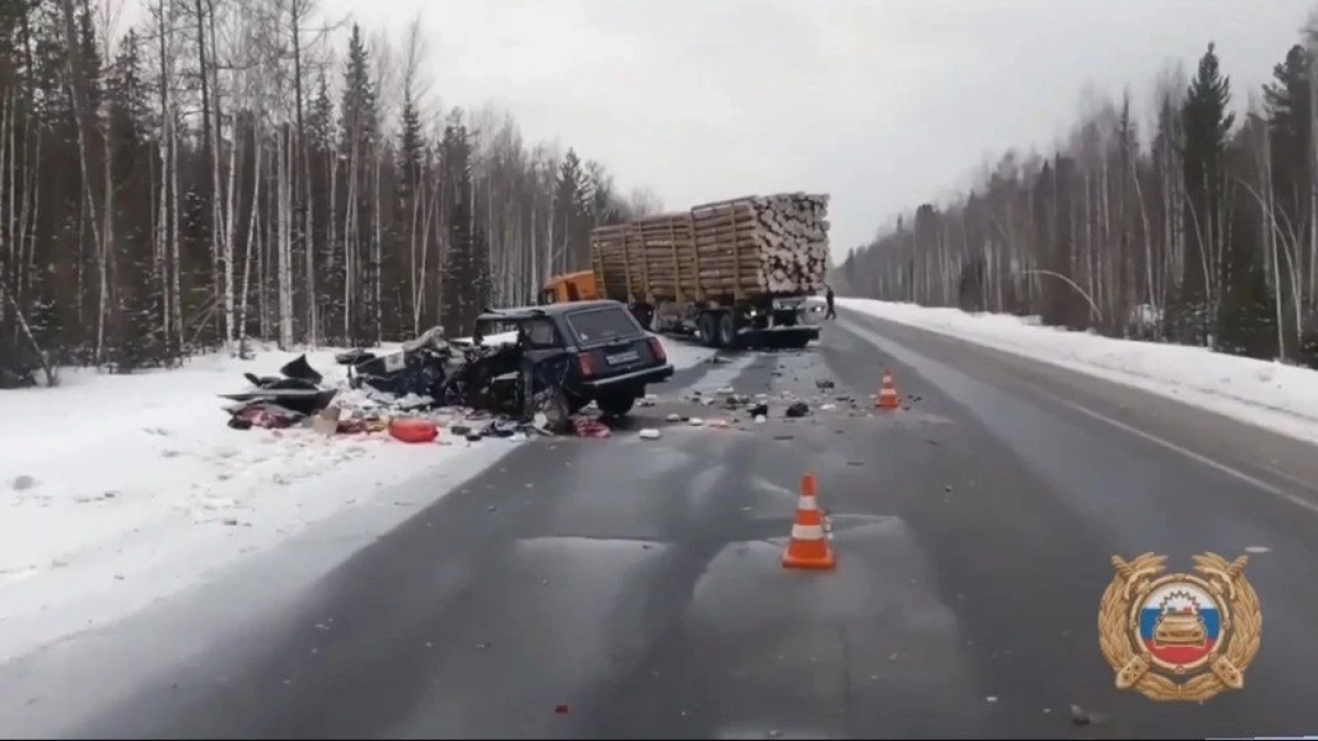 В Иркутской области пенсионер за рулем “ВАЗа” погиб при столкновении с фурой