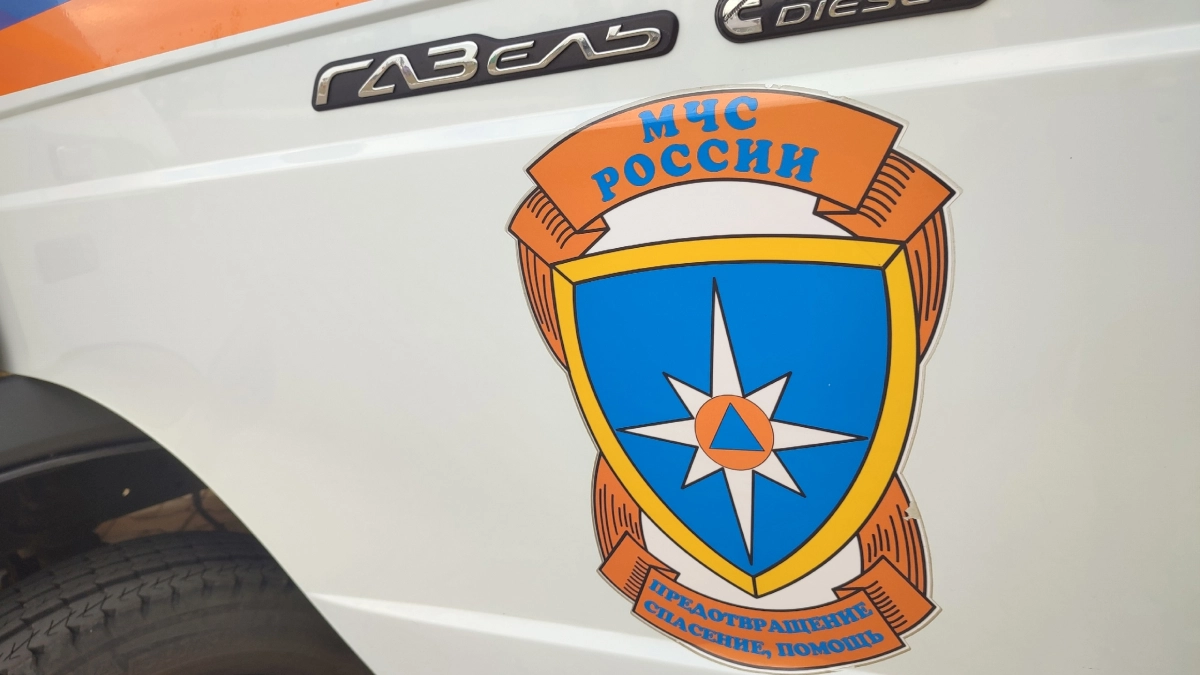 В Иркутской области пожар уничтожил летнюю кухню и гараж