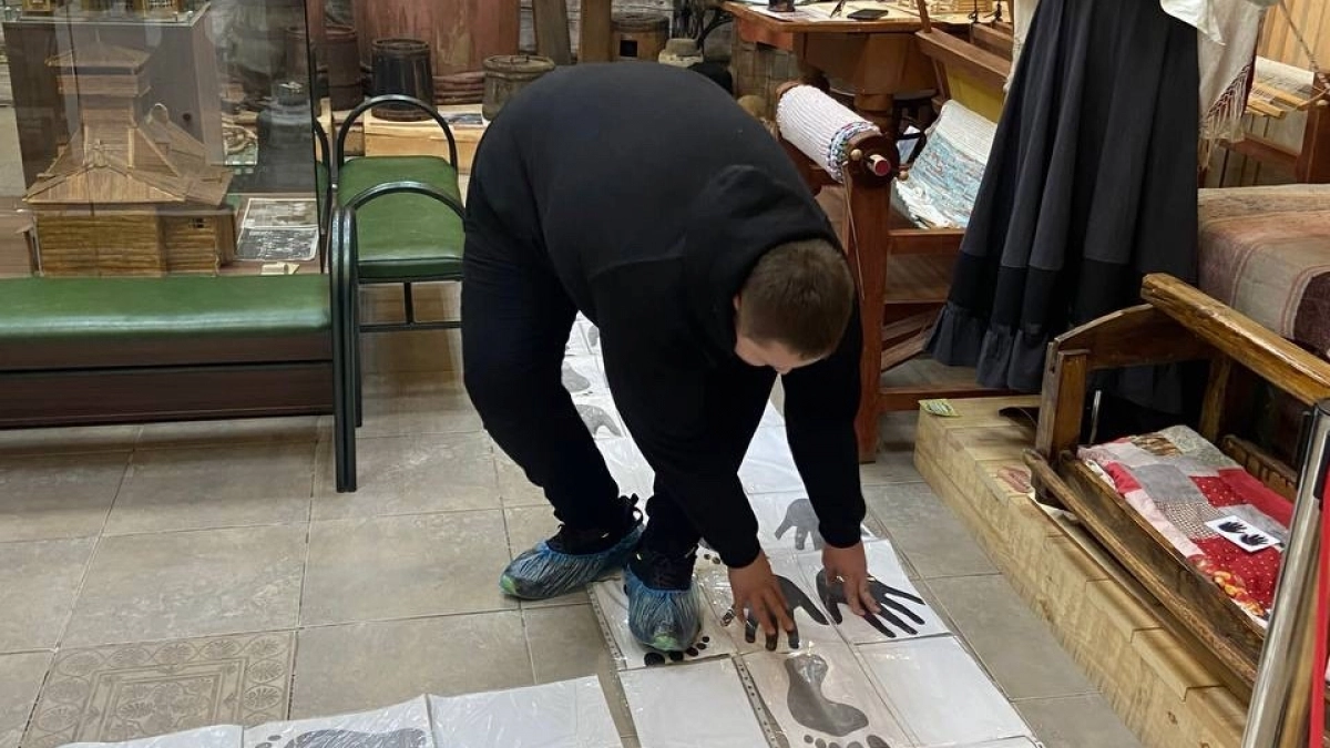 В Усолье-Сибирском школьники прошли исторический квест в поисках символа города