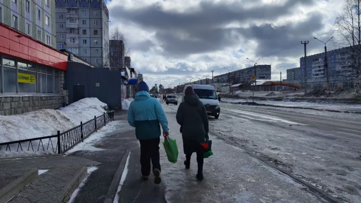 Почему забота родственников приносит вред: мудрые слова Михаила Литвака про воспитание и отношения