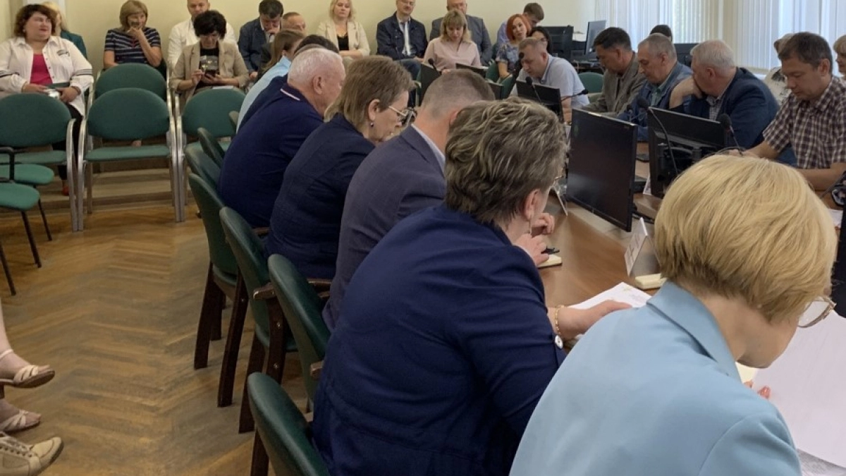 В Усолье-Сибирском обсудили адаптацию трудовых мигрантов на предприятии