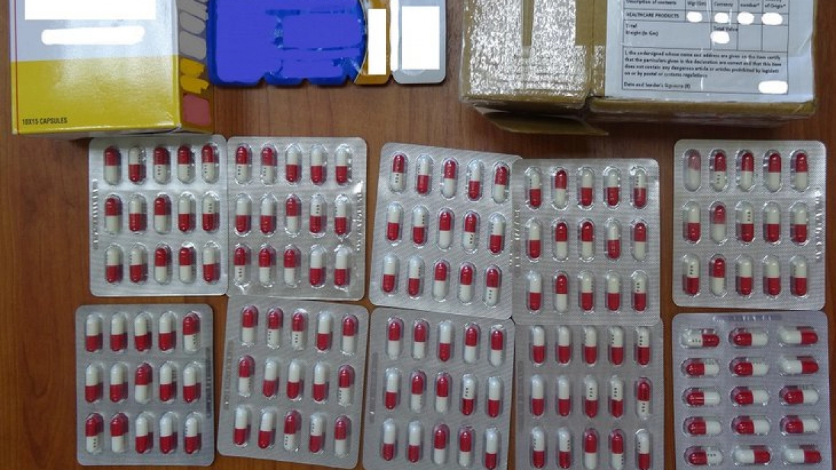 Житель Иркутской области получил посылку с запрещённым веществом из Индии