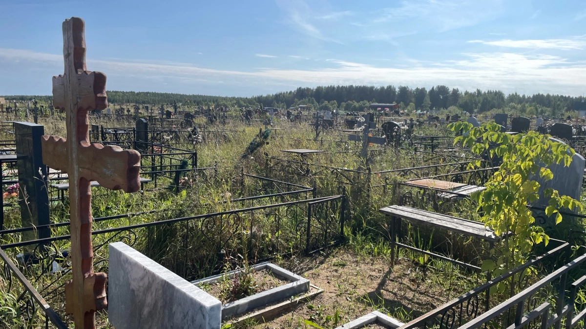 В Усолье-Сибирском запустят бесплатные автобусы до кладбищ в Родительский день