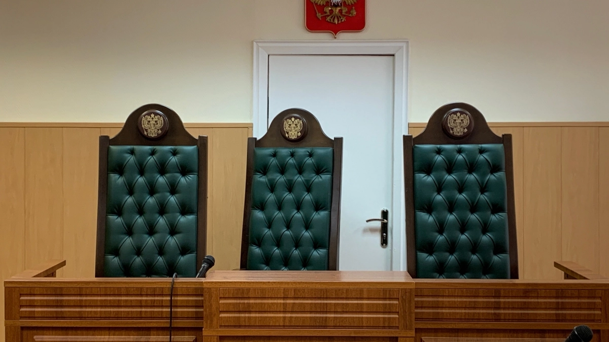 Главу поселения в Усольском районе будут судить за махинации с землёй