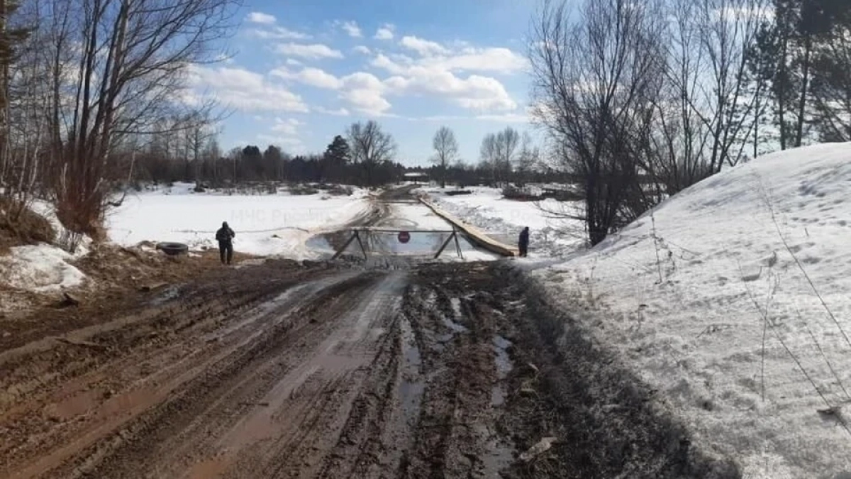В Иркутской области закрыли зимник на реке Витим