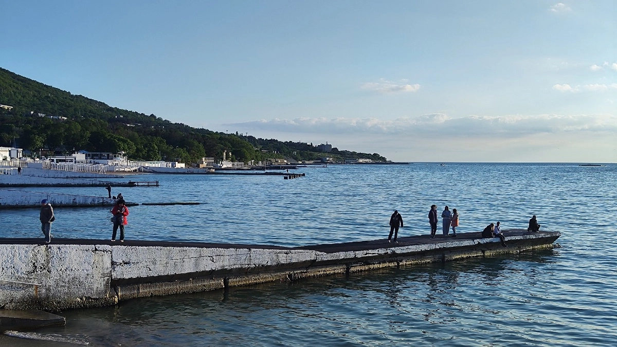 Черное море в пролете: где отдохнуть в 2026-м – 3 выигрышных места в России с райским побережьем 