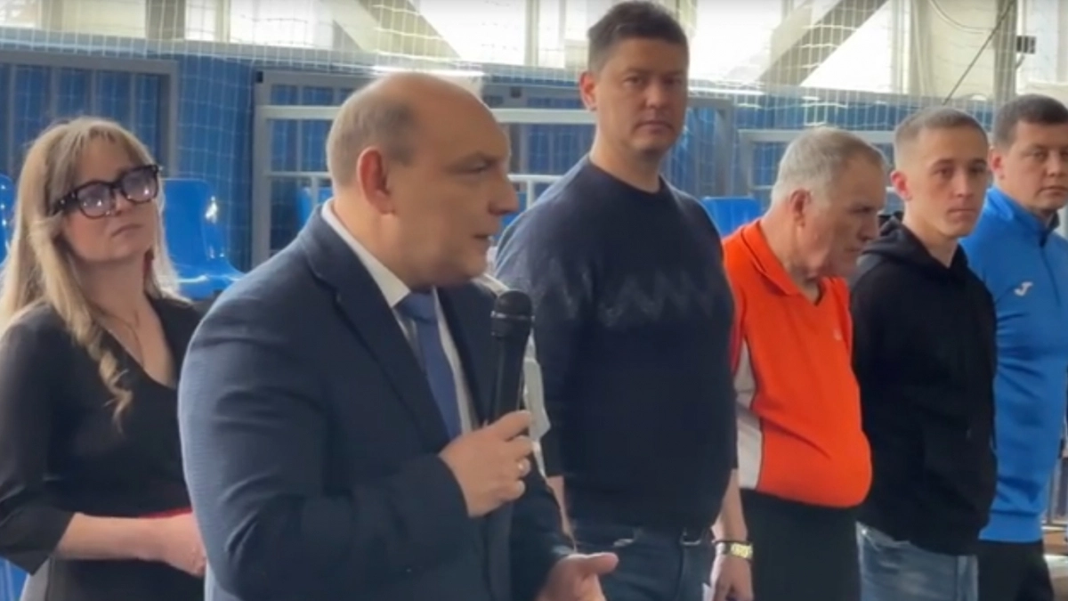 В Усолье-Сибирском школьники показали силу и ловкость на соревнованиях в честь Дня призывника