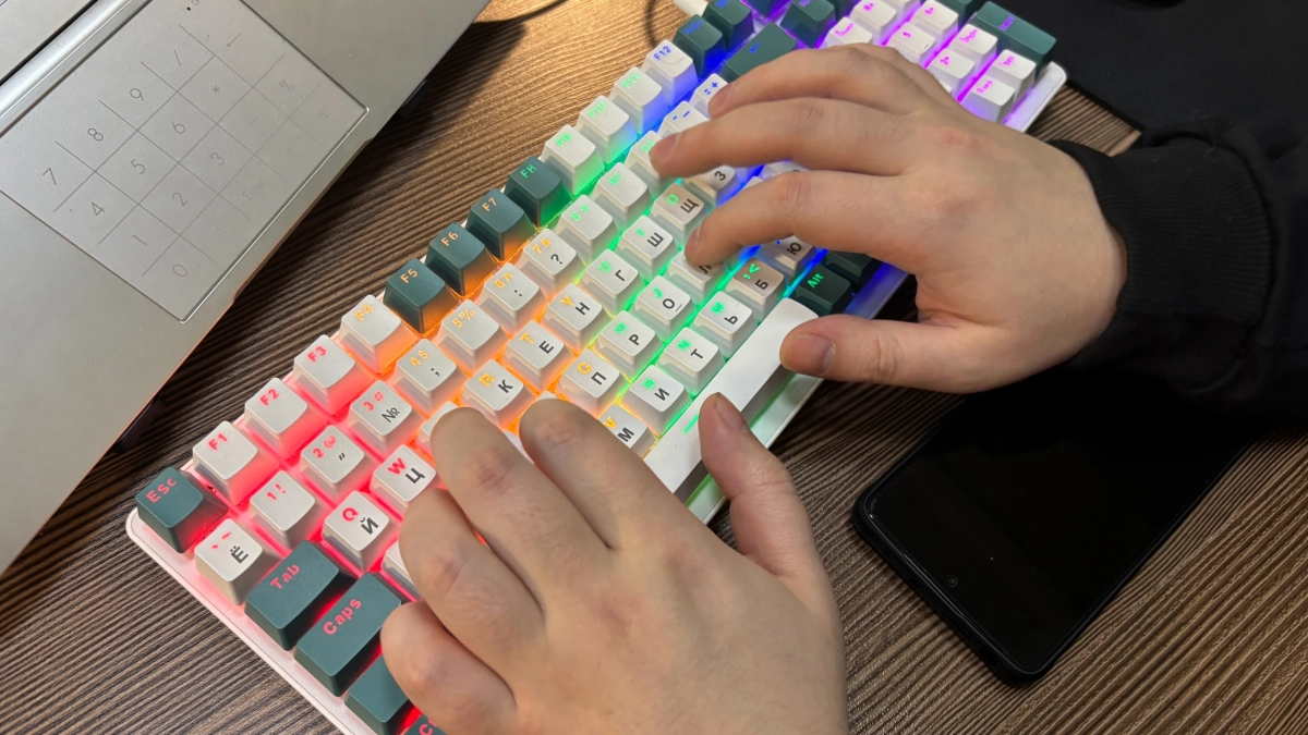 Жителям Усолья напомнили об уголовной ответственности за киберпреступления