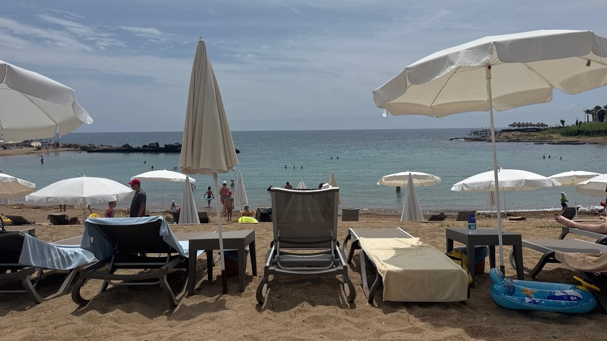 Забытые пляжи Черного моря: куда поехать в мае за 70 тысяч на двоих — отдых за копейки 