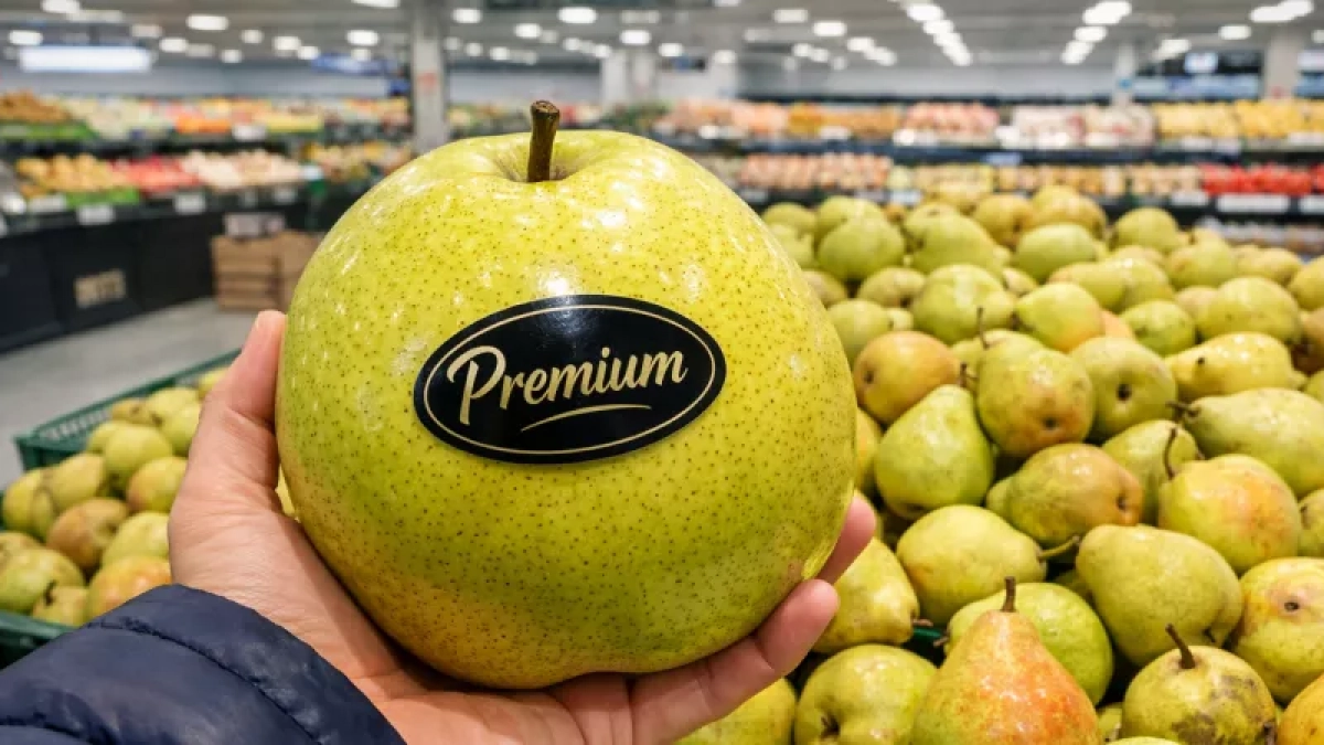 Сами китайцы их не едят: в "Пятерочке" появились китайские груши "Шу" с голову человека и космической ценой – рассказываю, стоить ли брать