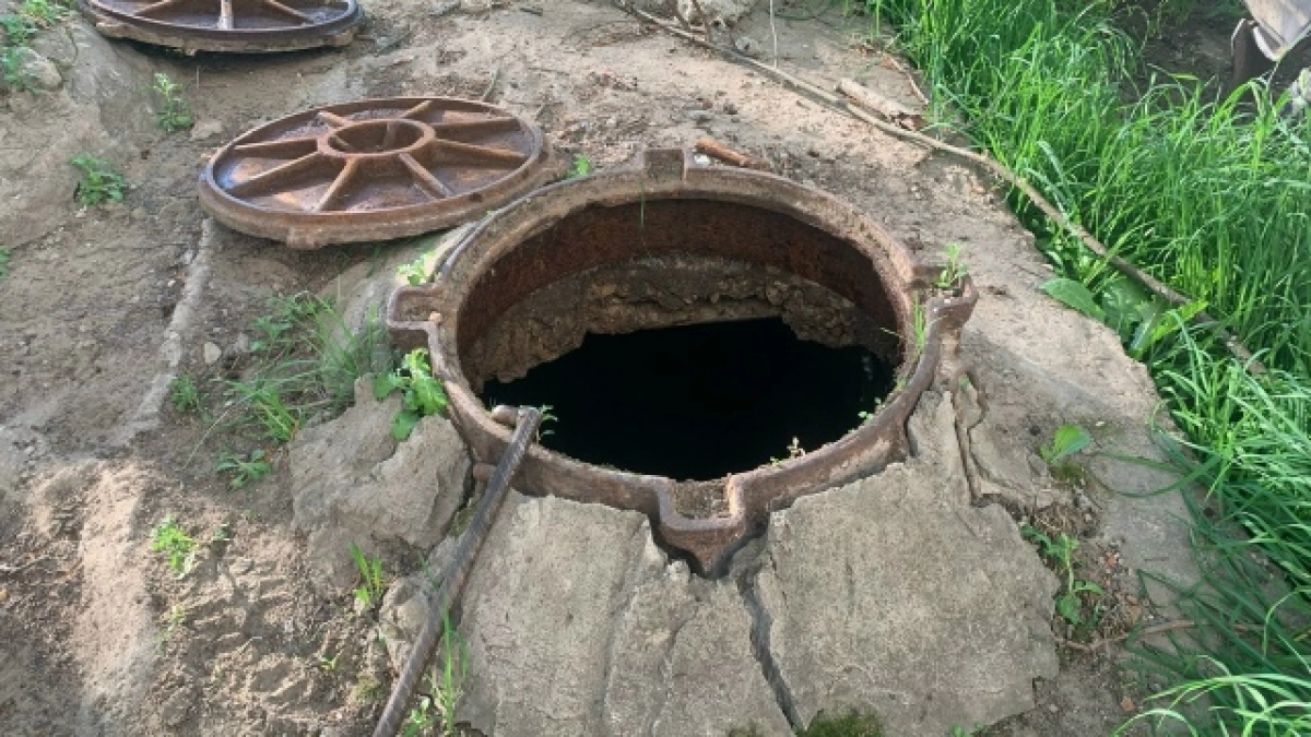 В Усолье-Сибирском жителей попросили сообщать об открытых колодцах