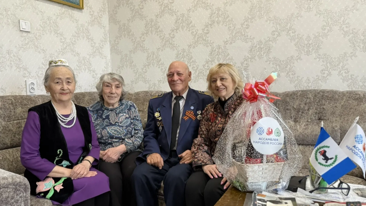 В Иркутской области ветеранам вручают «корзины дружбы»