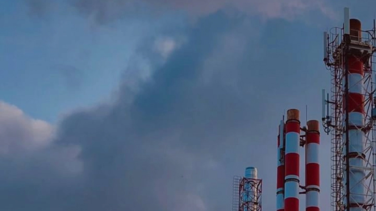 Ремонт дымовой трубы ТЭЦ-11 в Усолье-Сибирском завершат до начала холодов