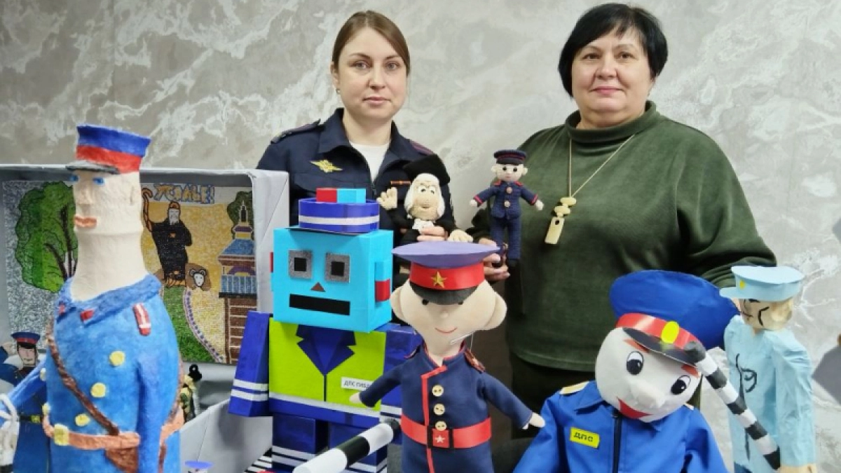Юные усольчане создали более 20 поделок о мужестве полицейских для конкурса "Дядя Степа"