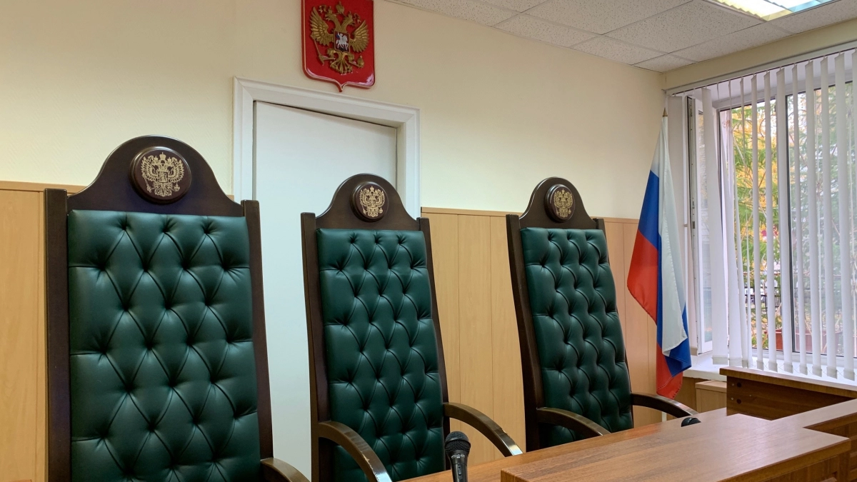 В Иркутской области будут судить мужчину за расстрел автомобиля из травмата