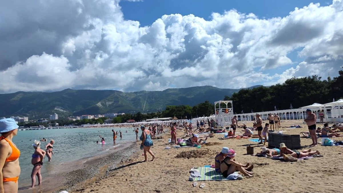 Куда полететь вместо Турции и Сочи: 6 стран, где цены ниже, а отдых приятнее