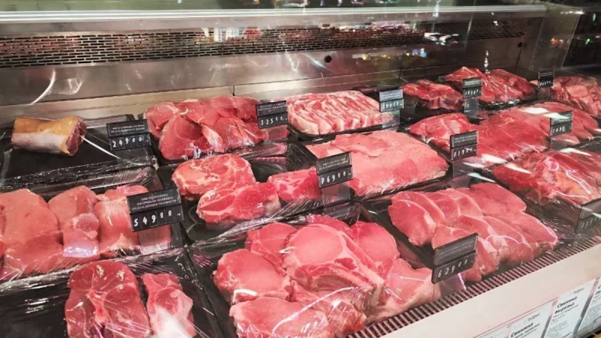 Что не так с мясом из "Светофора"? Почему оно такое дешевое — безопасно ли его покупать и готовить