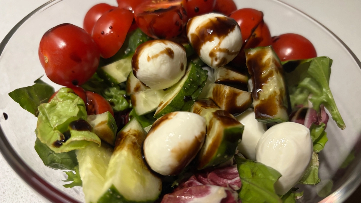 Итальянца впечатлило производство моцареллы в Иркутской области