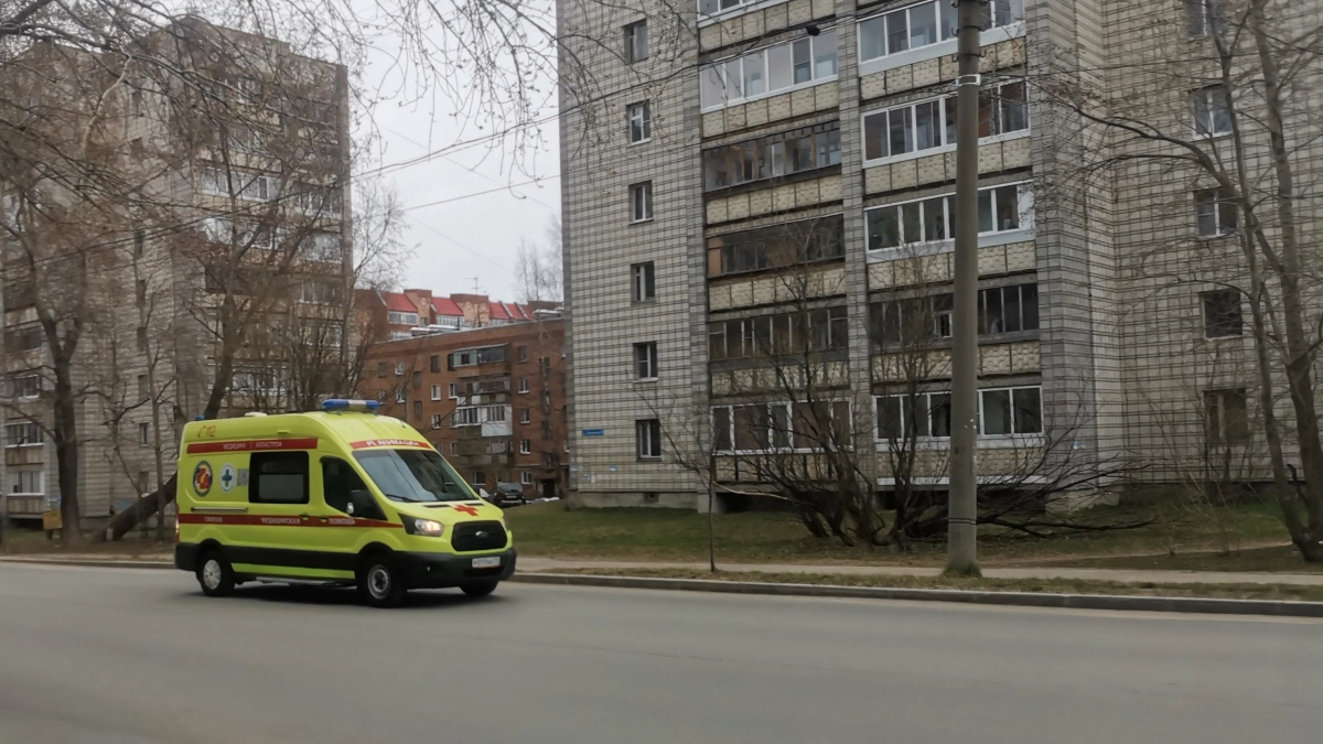В Иркутской области на Байкальском тракте в ДТП погибли два человека