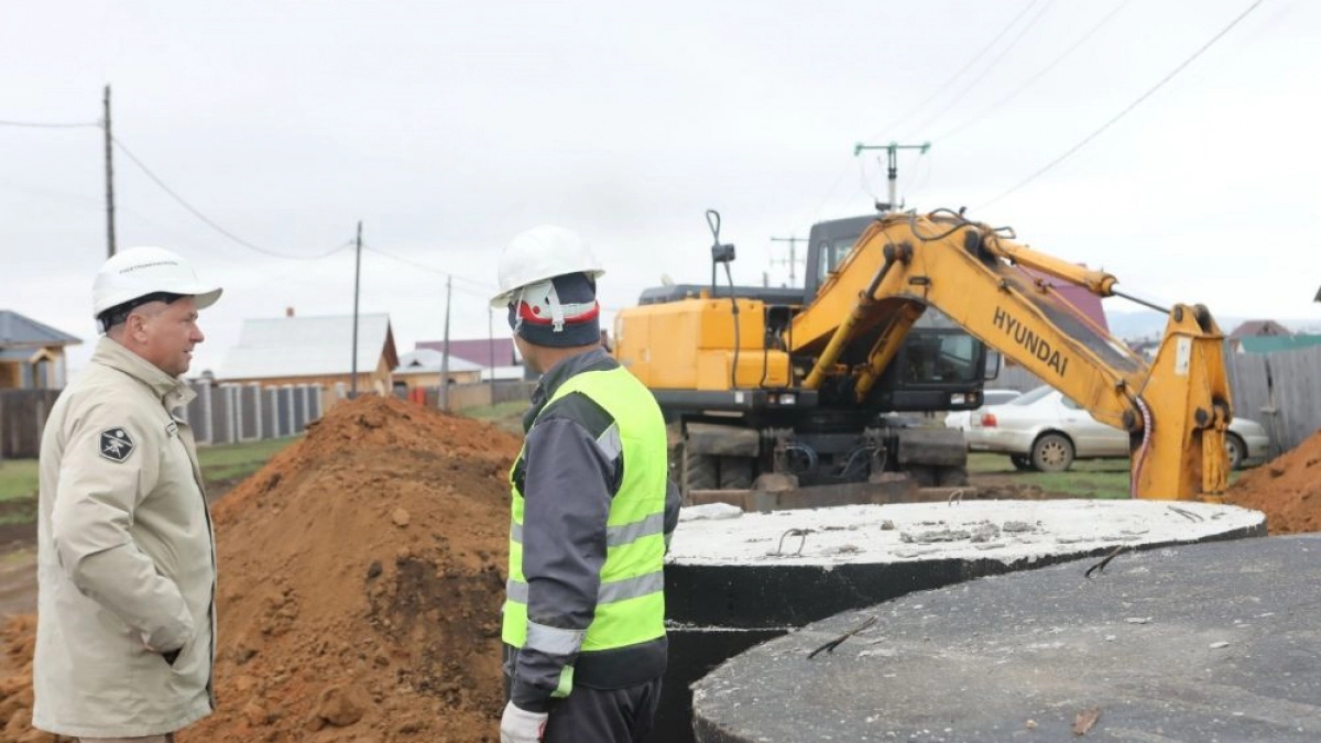 В поселке Иркутской области строительство водовода обгоняет календарные планы