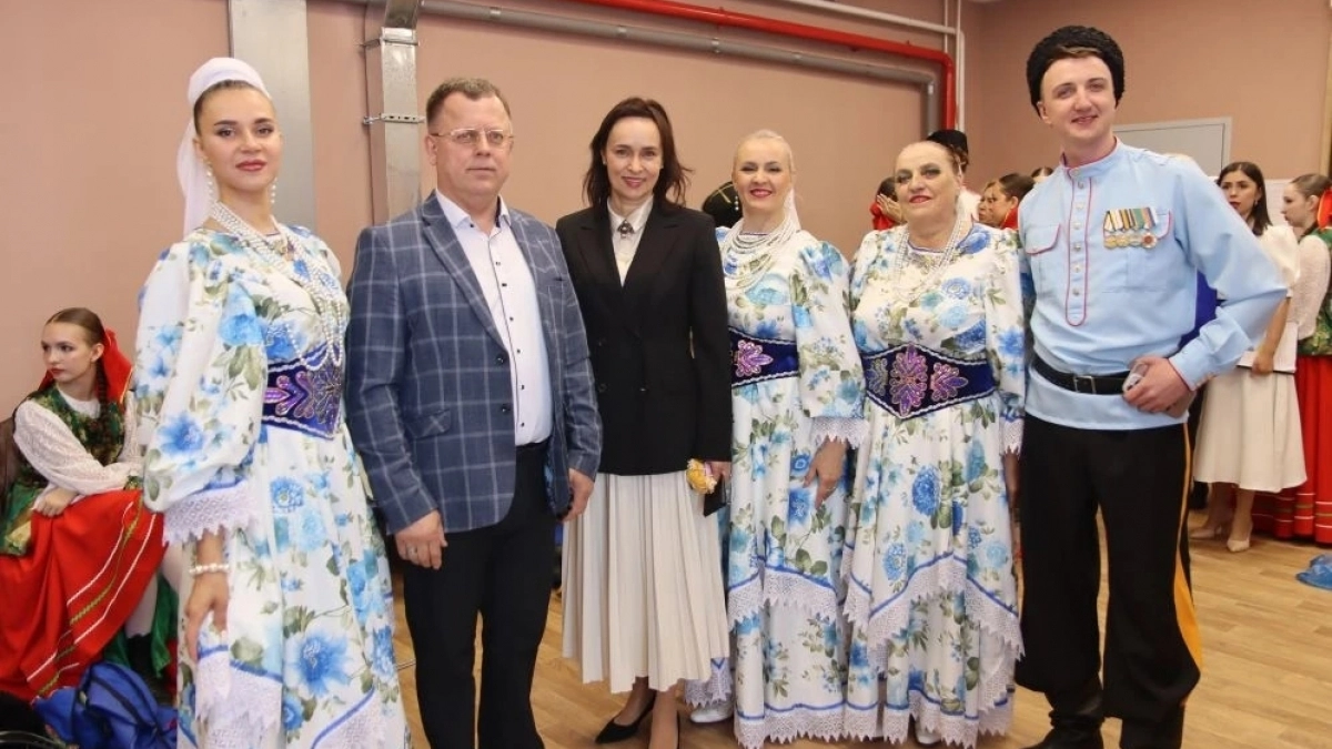Казачки из Усолья открыли голосами Дом досуга “Кедр” в селе Новострой
