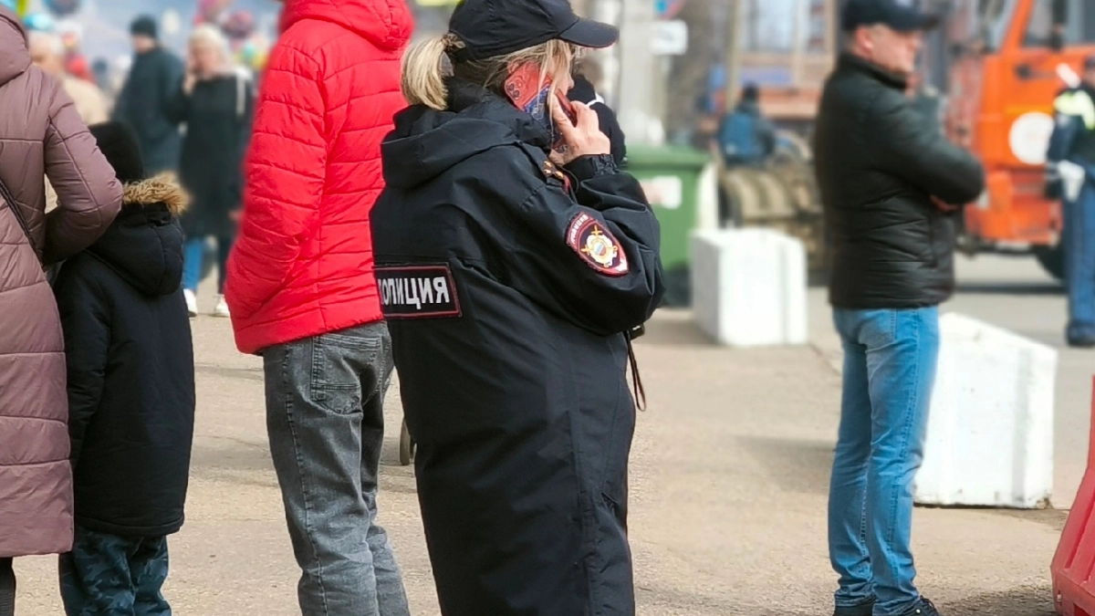 Житель Усолья-Сибирского угрожал хозяйке квартиры кухонным ножом