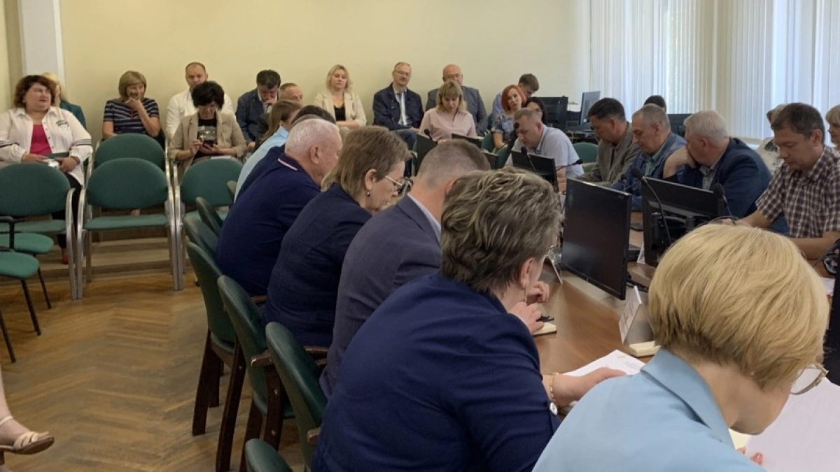 Депутаты Усолья-Сибирского завершили парламентский сезон и определили планы на осень
