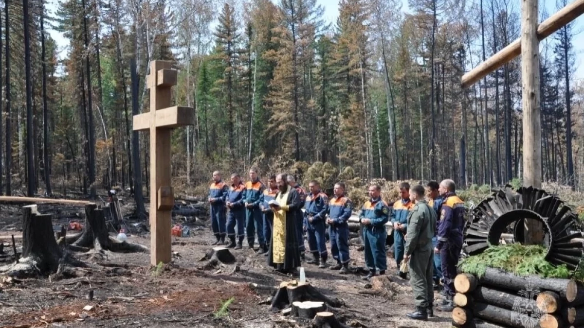 В Иркутской области почтили память экипажа Ил-76, разбившегося в Качугском районе