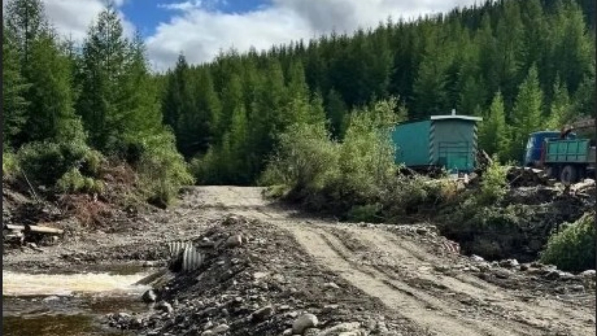 В Иркутской области восстановили дорогу Кропоткин - Перевоз после ливневого размыва