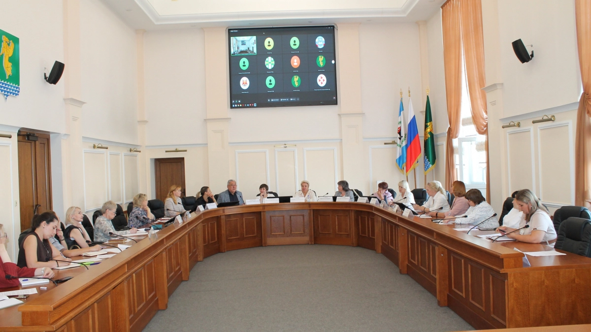 В Усолье ищут рычаги для демографического рывка