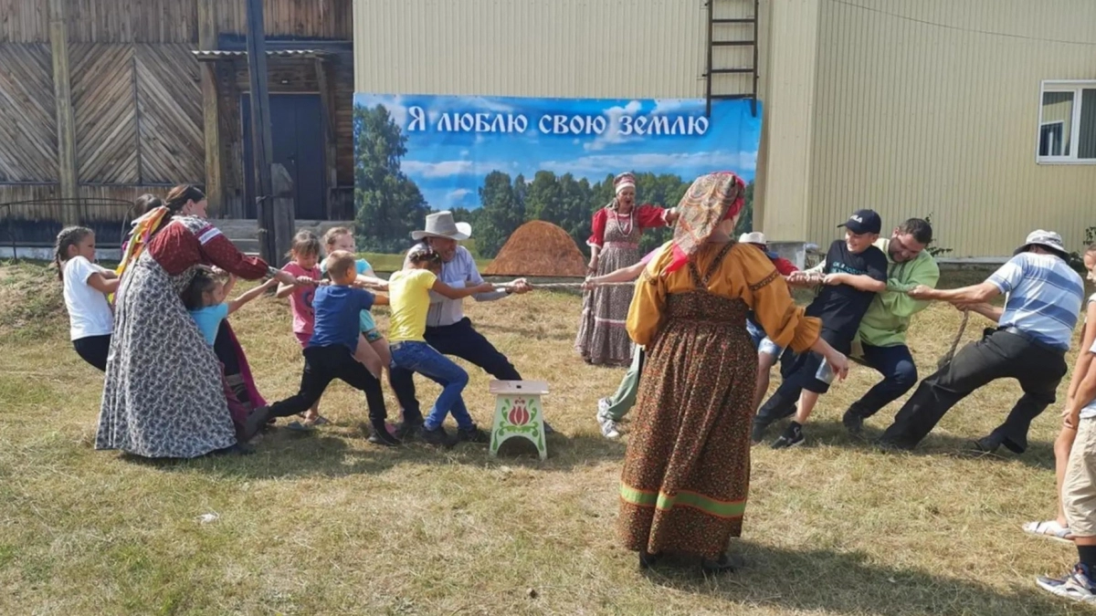 Семья из Иркутской области, воспитавшая 18 приемных детей, представит регион на всероссийском конкурсе